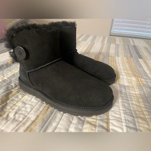 Womens UGG® Mini Bailey Button Boot - Black